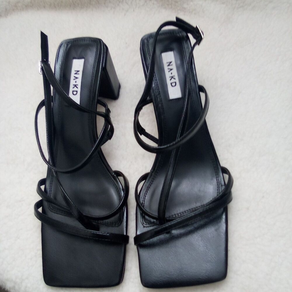 NA-KD Strappy Heels Black Square Toe Block Heel Sandals Womens US 8